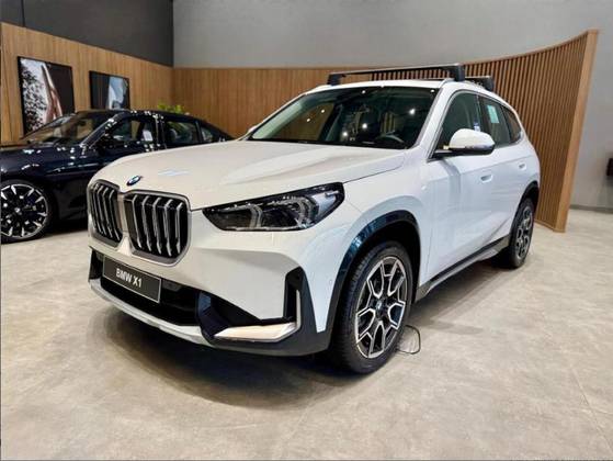 BMW X1 2.0 16V TURBO GASOLINA SDRIVE20I X-LINE STEPTRONIC BMW X1 2.0 16V TURBO GASOLINA SDRIVE20I X-LINE STEPTRONIC
